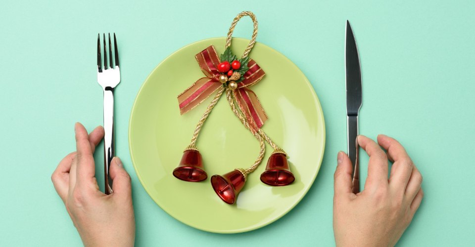 10 Proven Tips for Mindful Eating to Beat Holiday Overindulgence